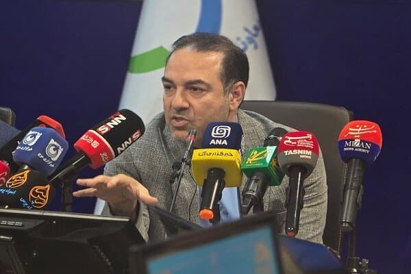 واکنش معاون وزیر بهداشت به نشست خبری: خودم را مسئول پاسخگویی میدانم