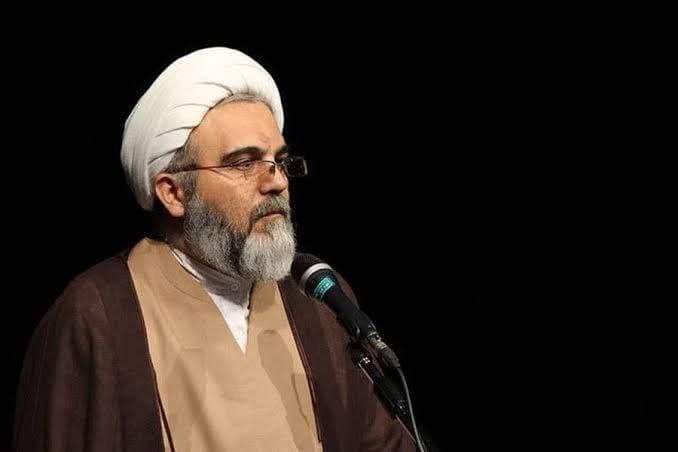 مساله نماز در غبار سیاستزدگی