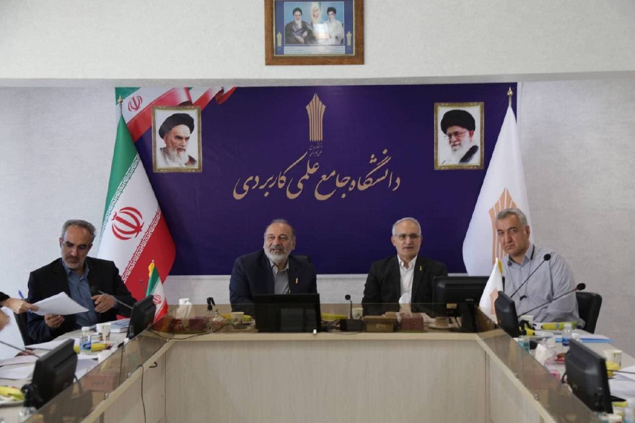 جلسه داوری نهایی مقالات سومین همایش ملی مهارت افزایی و هدایت شغلی