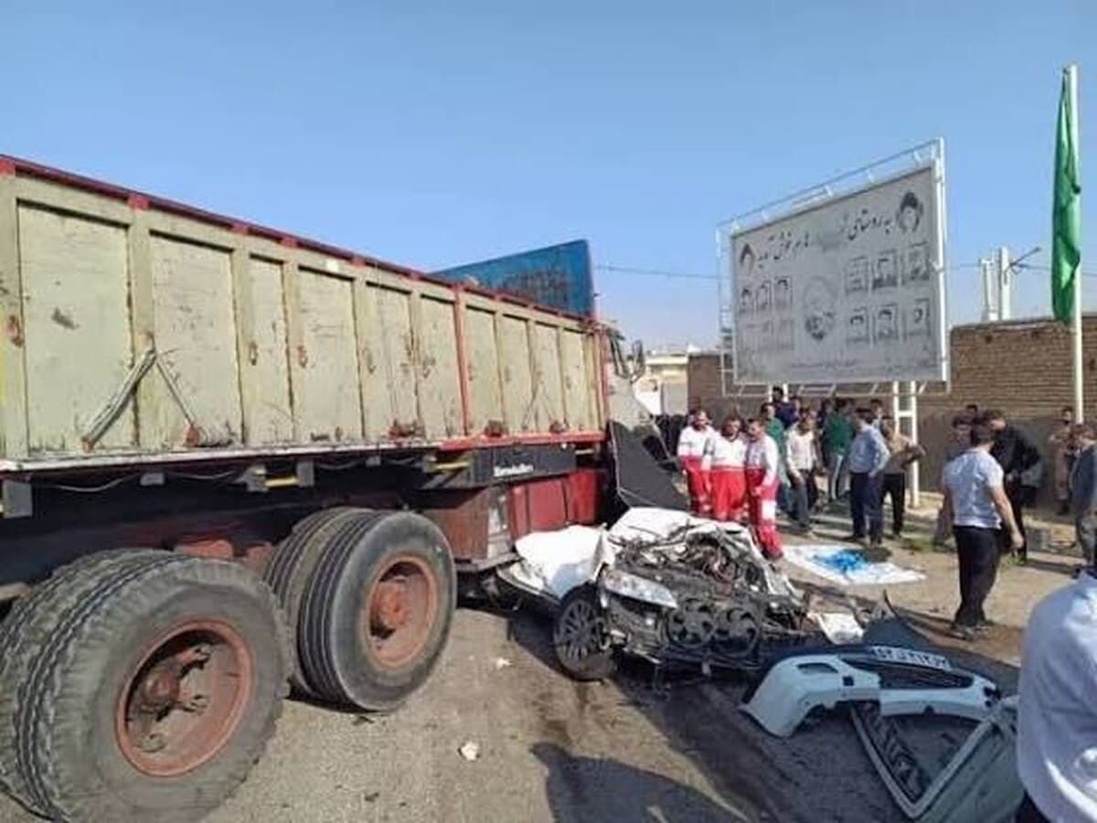 جان باختن پنج نفر از کادر درمان در سانحه رانندگی محور فسا - نوبندگان