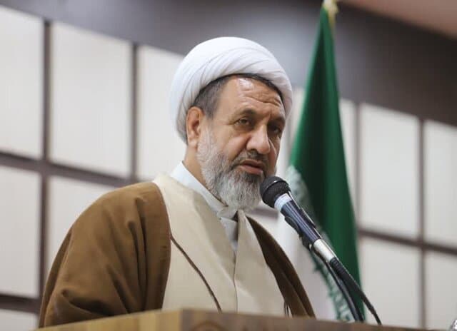 امام جمعه کرمان از جشنوارهها و برنامههای ورزشی ناهنجار انتقاد کرد