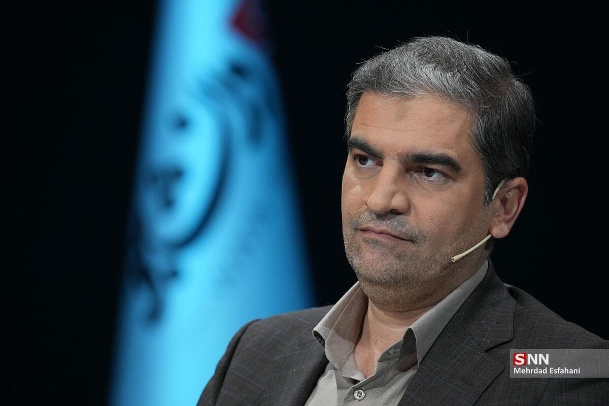 قاضی زاده هاشمی: پیشرفت وزارت راه و شهرسازی لاکپشتی است