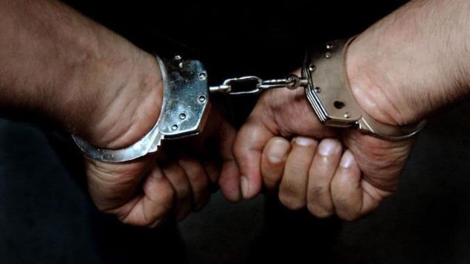 دستگیری سارق اماکن خصوصی با ۲۰ فقره سرقت در زنجان