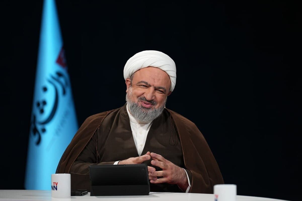 رسایی خطاب به زیدآبادی: شما فقط تهران قلمتان کار میکند؟
