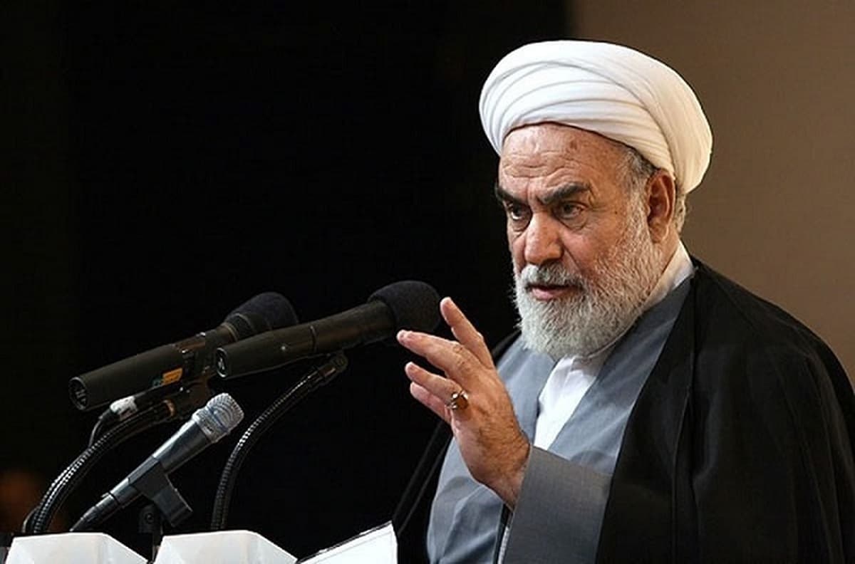 حضور گلپایگانی در مراسم یادبود سردار بسیجی علیرضا افشار