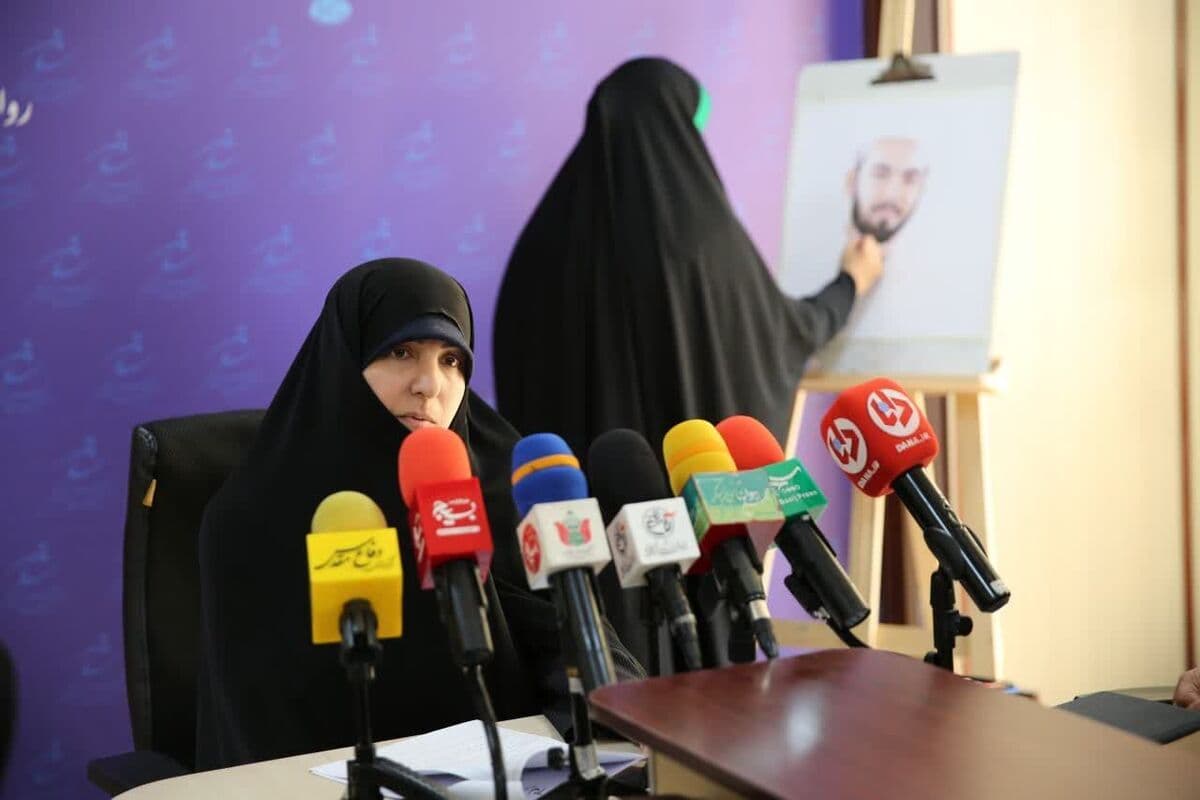 رونمایی از پوستر رویداد سراسری «با هنران» با حضور بانوان هنرمند