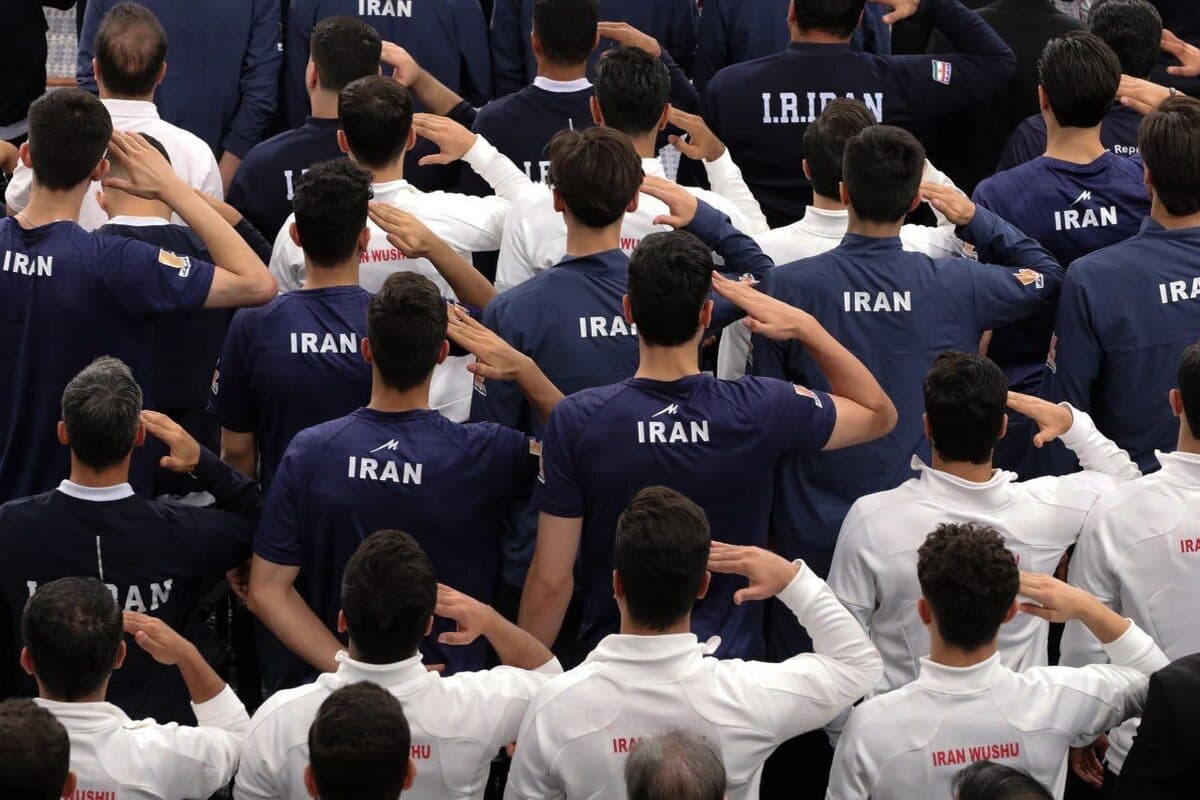 گزارش تصویری دیدار مدالآوران ورزشی و المپیادهای علمی با رهبر انقلاب