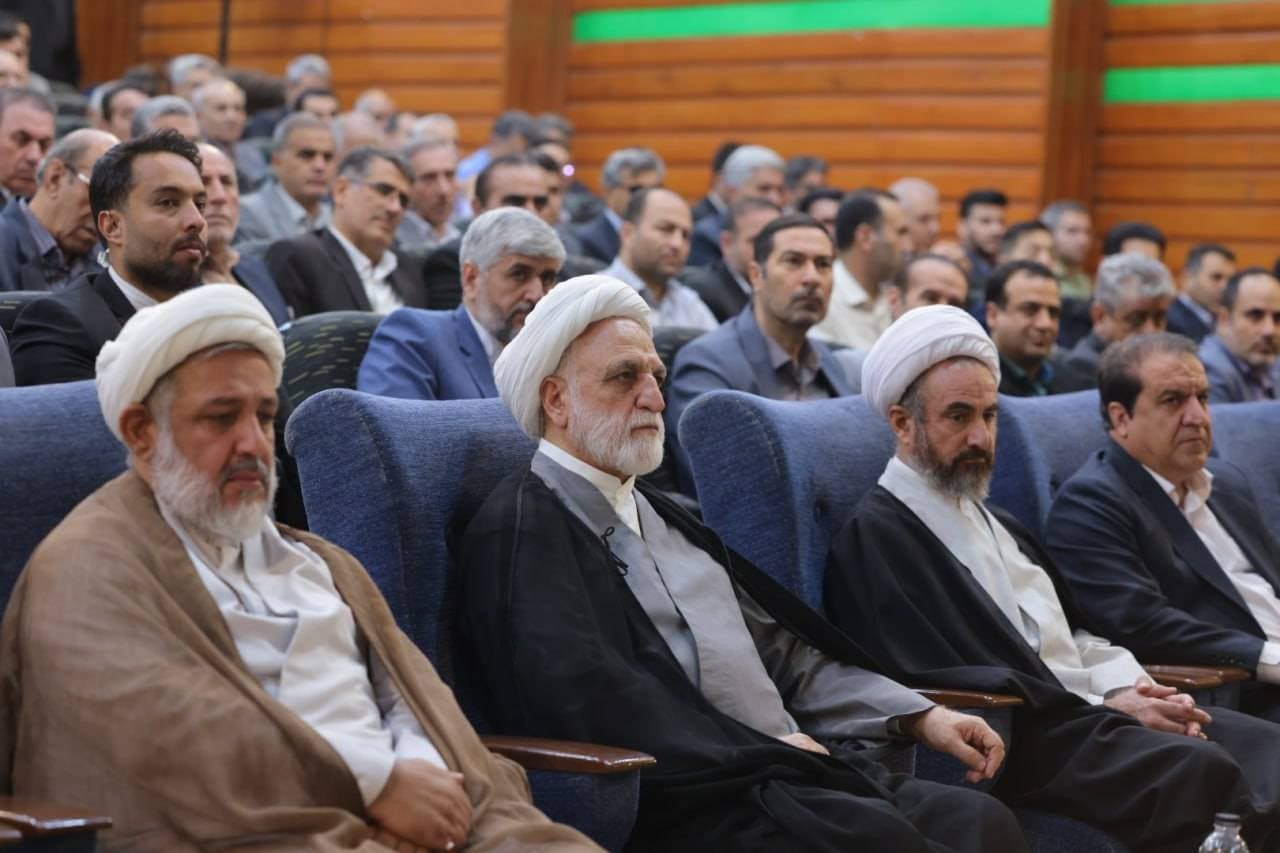 دیدار رئیس قوه قضائیه با دانشجویان دانشگاه ایلام