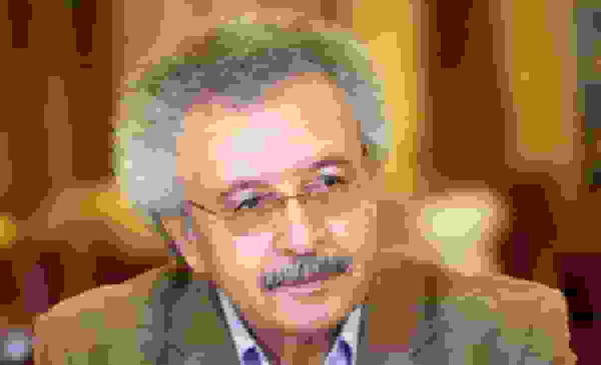 ابراهیم نصرالله، نویسنده فلسطینی، برنده جایزه جهانی نیوستاد ۲۰۲۶