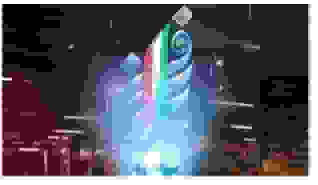 بازدید معاون علمی رئیس جمهور از نمایشگاه فر ایران