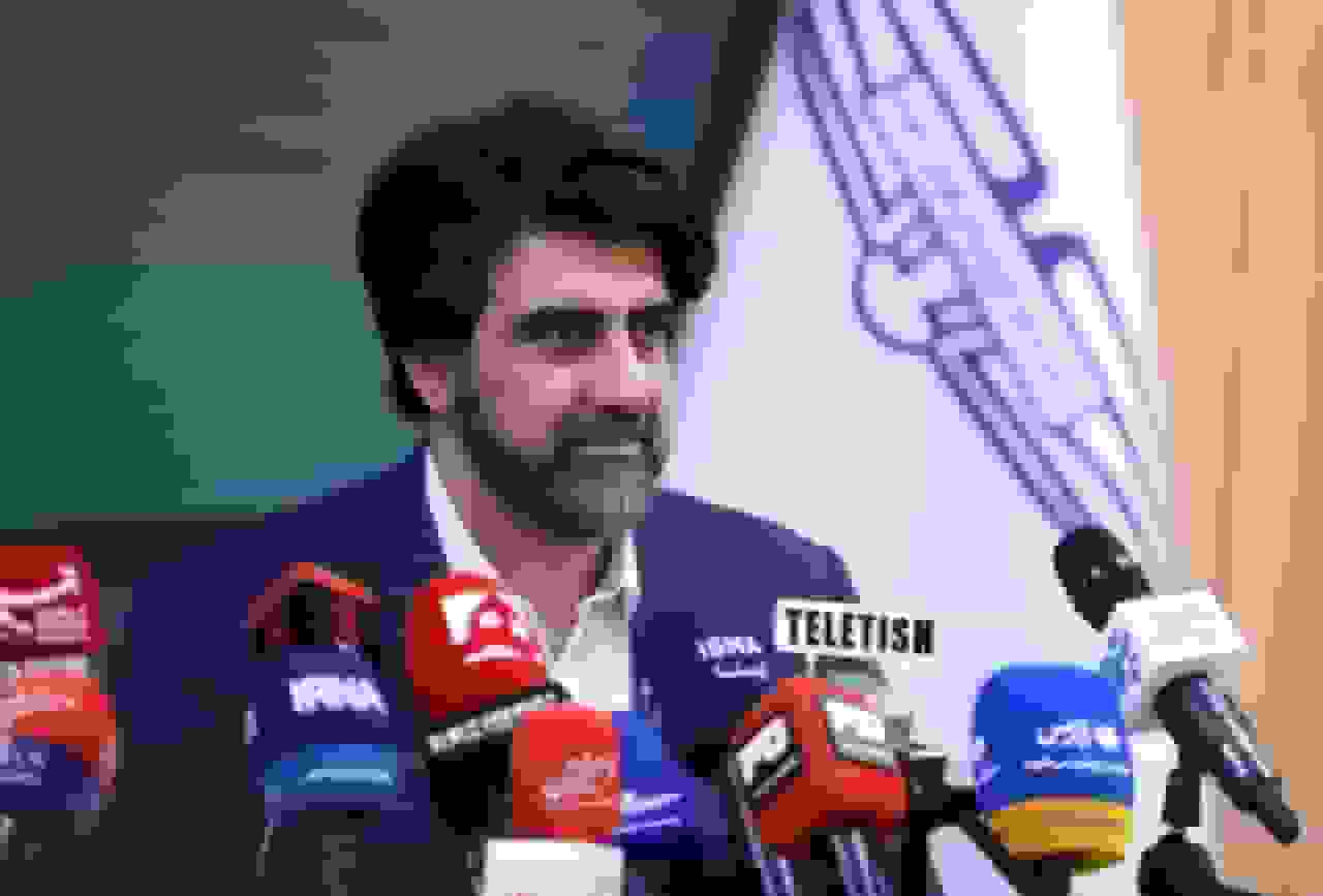 فعالیت چراغهای هوشمند در خیابانها؛ ماجرای لغو کنسرتها در برج میلاد