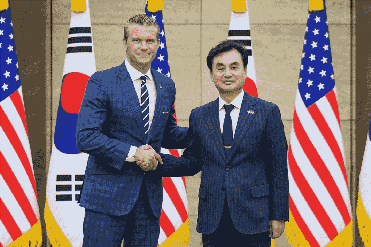 شلیک توپخانهای کره شمالی پیش از دیدار وزیر دفاع آمریکا