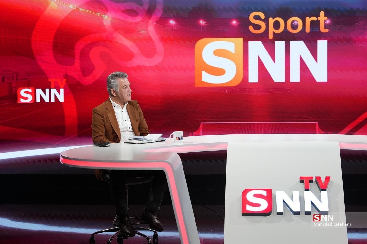 گفتگوی حمید استیلی با SNN TV درباره موانع جوانگرایی و اصول فیفا در فوتبال ایران
