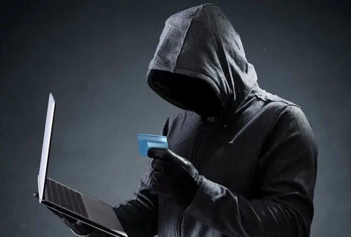 انهدام ۴ باند کلاهبرداری با استفاده از اسکیمر توسط پلیس