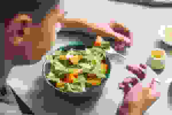 گرسنگی طولانیمدت؛ میانبُری ناسالم برای کاهش وزن