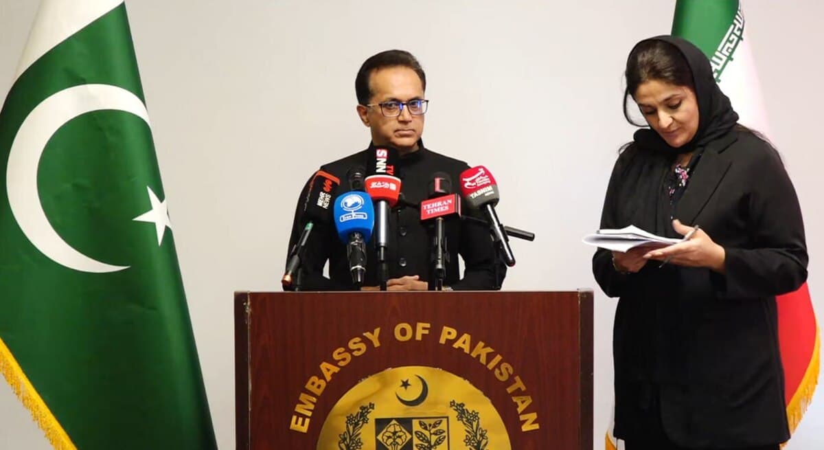 سفیر پاکستان: اولین کشوری که پس از جنگ ۱۲ روزه از ایران حمایت کردیم