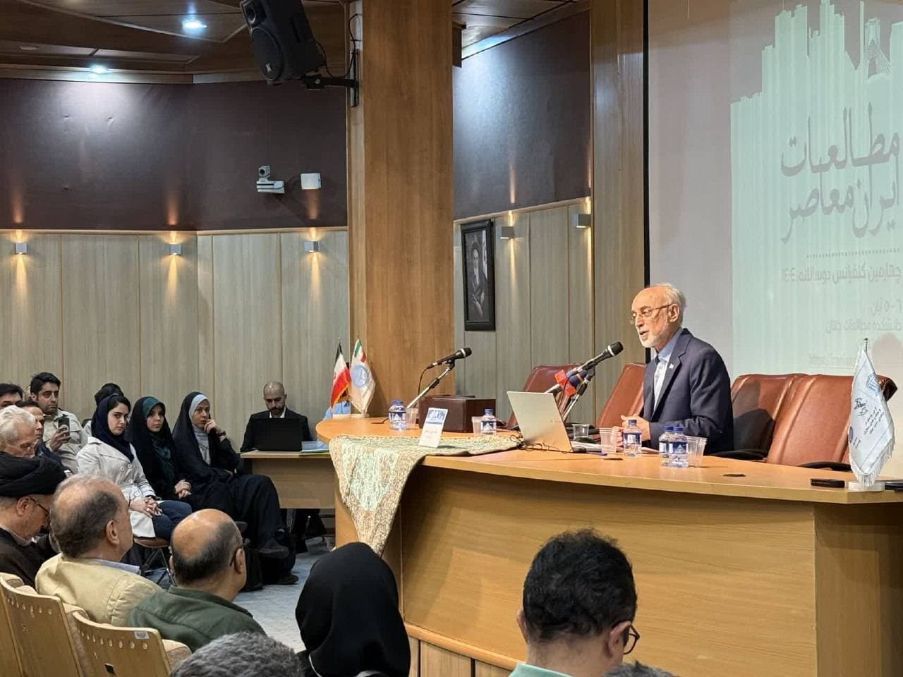 رئیس بنیاد ایرانشناسی: فردوسی معمار هویت ایرانی و پاسدار زبان فارسی