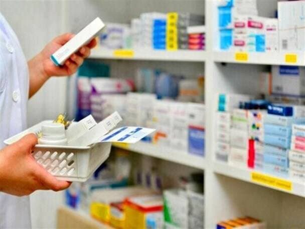 درخواست اصلاح قرارداد بیمهها با داروخانهها