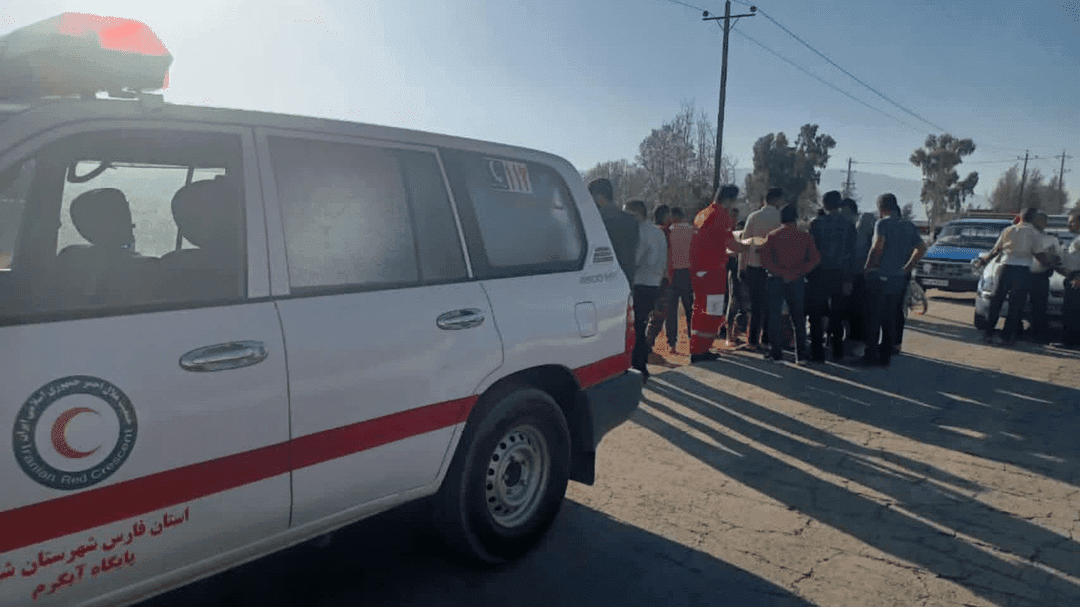 واژگونی خودرو کوییک در جاده شیراز-جهرم با یک فوتی و سه مصدوم