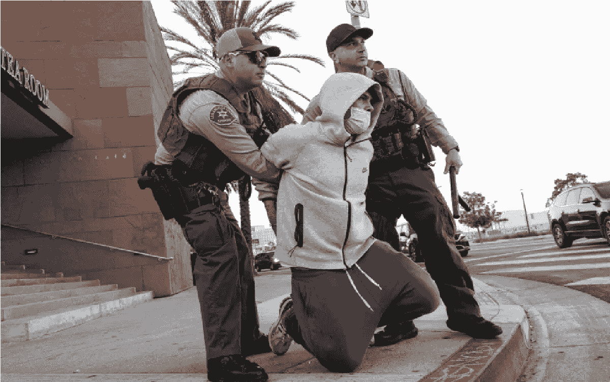 آمریکاییها از حکومت خود میترسند