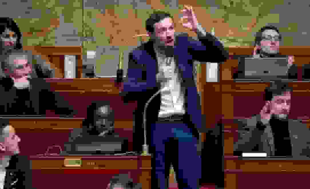 نماینده پارلمان فرانسه: نتانیاهو تروریست است