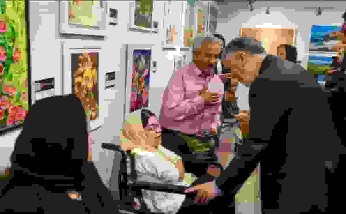 نمایش آثار هنرمندان معلول نمونهای از دیپلماسی انسانی است