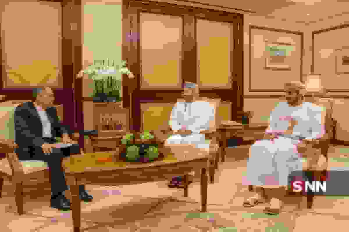 رایزنی تخت روانچی با وزیر خارجه عمان در زمینه تحولات منطقهای