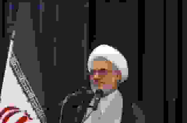 سیزدهم آبان یادآور ایستادگی ملت ایران مقابل مستکبران جهانی