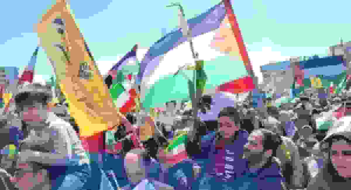 ۱۰ هزار نوجوان آرمانی بر سر مزار شهید آرمان علیوردی تجدید پیمان کردند