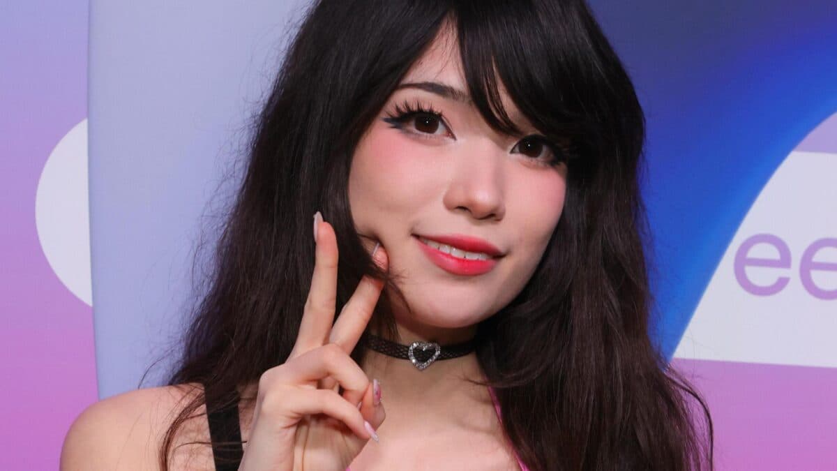 استریمر معروف Emiru پس از حادثه TwitchCon توییچ را شدیداً مورد انتقاد قرار داد